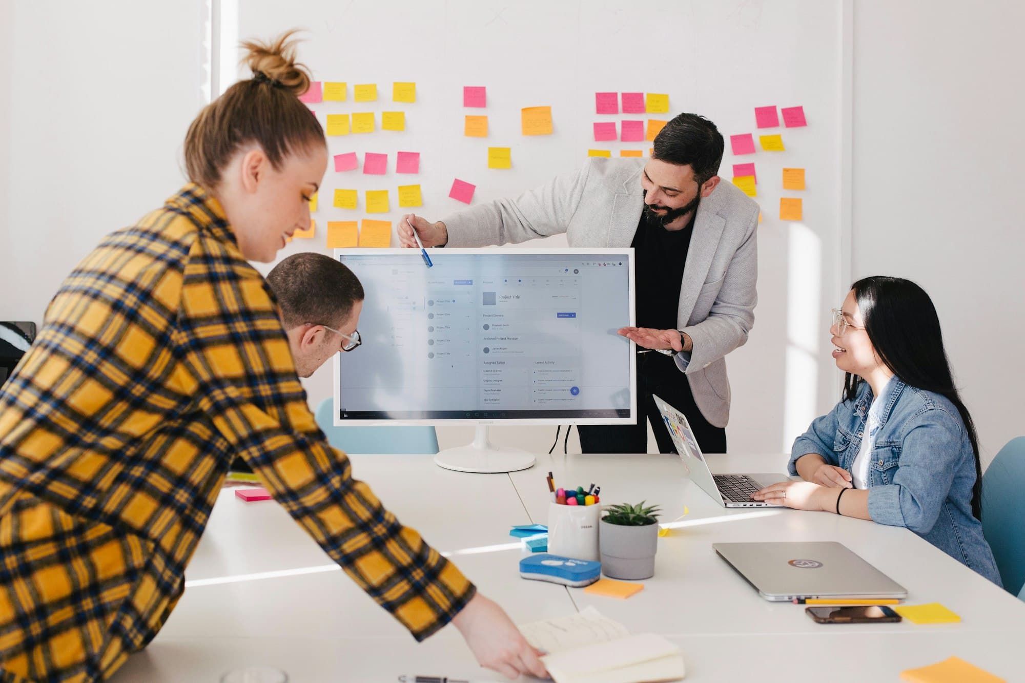 Drupal vs. Sitecore: CMS Comparison Guide